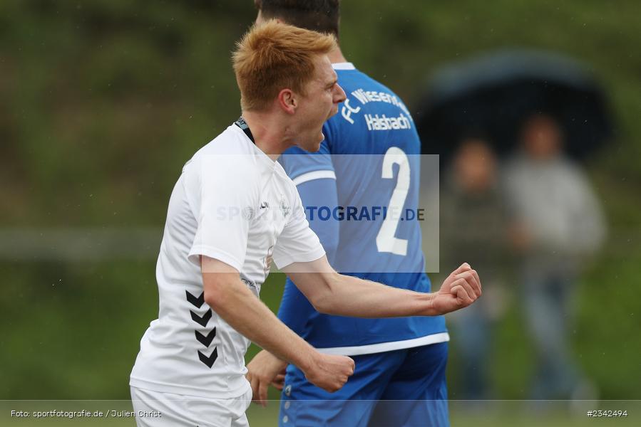 Torjubel, Jonas Stiel, Sportgelände, Lohr-Halsbach, 08.10.2022, sport, action, BFV, Fussball, Oktober 2022, Saison 2022/2023, 12. Spieltag, FCT, FCWH, Kreisklasse Würzburg, FC 1920 Thüngen, FC Wiesenfeld-Halsbach - Bild-ID: 2342494 Torjubel, Jonas Stiel, Sportgelände, Lohr-Halsbach, 08.10.2022, sport, action, BFV, Fussball, Oktober 2022, Saison 2022/2023, 12. Spieltag, FCT, FCWH, Kreisklasse Würzburg, FC 1920 Thüngen, FC Wiesenfeld-Halsbach - Bild-ID: 2342494