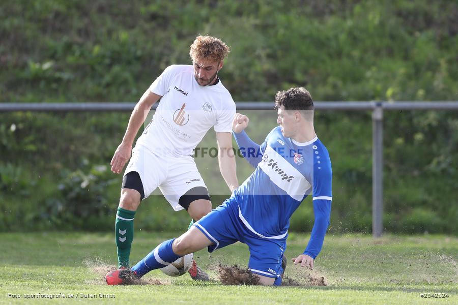 Frederic Brendel, Sportgelände, Lohr-Halsbach, 08.10.2022, sport, action, BFV, Fussball, Oktober 2022, Saison 2022/2023, 12. Spieltag, FCT, FCWH, Kreisklasse Würzburg, FC 1920 Thüngen, FC Wiesenfeld-Halsbach - Bild-ID: 2342524 Frederic Brendel, Sportgelände, Lohr-Halsbach, 08.10.2022, sport, action, BFV, Fussball, Oktober 2022, Saison 2022/2023, 12. Spieltag, FCT, FCWH, Kreisklasse Würzburg, FC 1920 Thüngen, FC Wiesenfeld-Halsbach - Bild-ID: 2342524