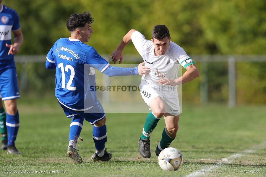 Felix Karle, Sportgelände, Lohr-Halsbach, 08.10.2022, sport, action, BFV, Fussball, Oktober 2022, Saison 2022/2023, 12. Spieltag, FCT, FCWH, Kreisklasse Würzburg, FC 1920 Thüngen, FC Wiesenfeld-Halsbach - Bild-ID: 2342536