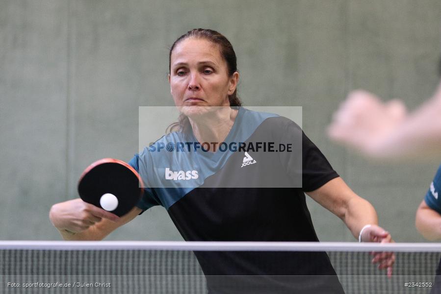 Renata Kissner, Vereinsheim, Wombach, 08.10.2022, sport, action, 3. Bundesliga Süd, Tischtennis, Oktober 2022, Saison 2022/2023, TTC 1946 Weinheim II, RV Viktoria Wombach - Bild-ID: 2342552