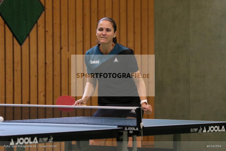Renata Kissner, Vereinsheim, Wombach, 08.10.2022, sport, action, 3. Bundesliga Süd, Tischtennis, Oktober 2022, Saison 2022/2023, TTC 1946 Weinheim II, RV Viktoria Wombach - Bild-ID: 2342554