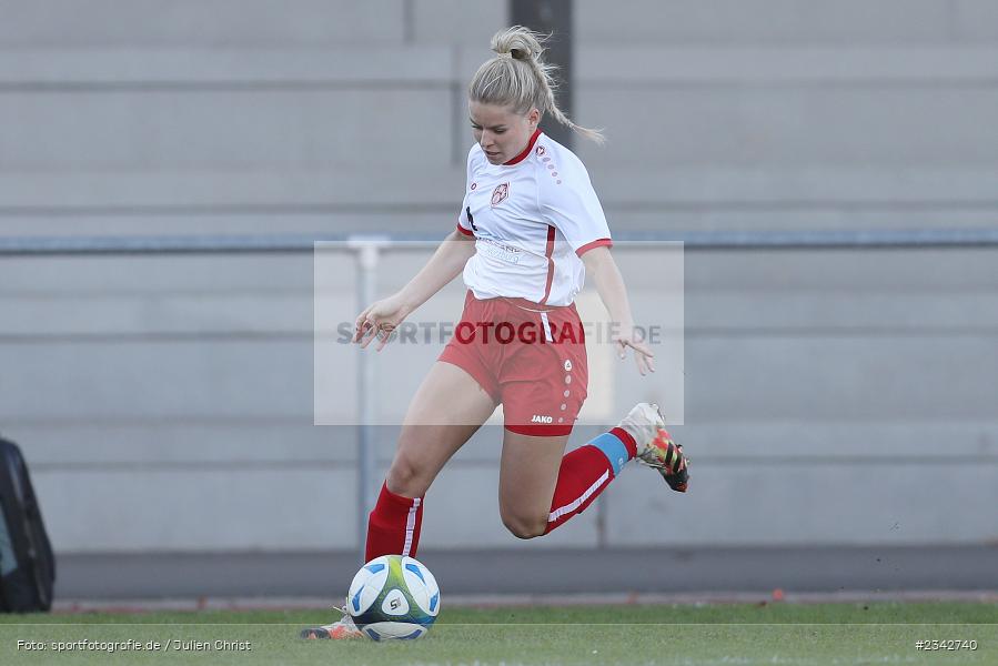 Ela Schlicker, DJK-Stadion, Würzburg, 09.10.2022, sport, action, BFV, Fussball, Oktober 2022, Saison 2022/2023, FWK, DJK, Frauen BOL, FC Würzburger Kickers II, SB DJK Würzburg - Bild-ID: 2342740