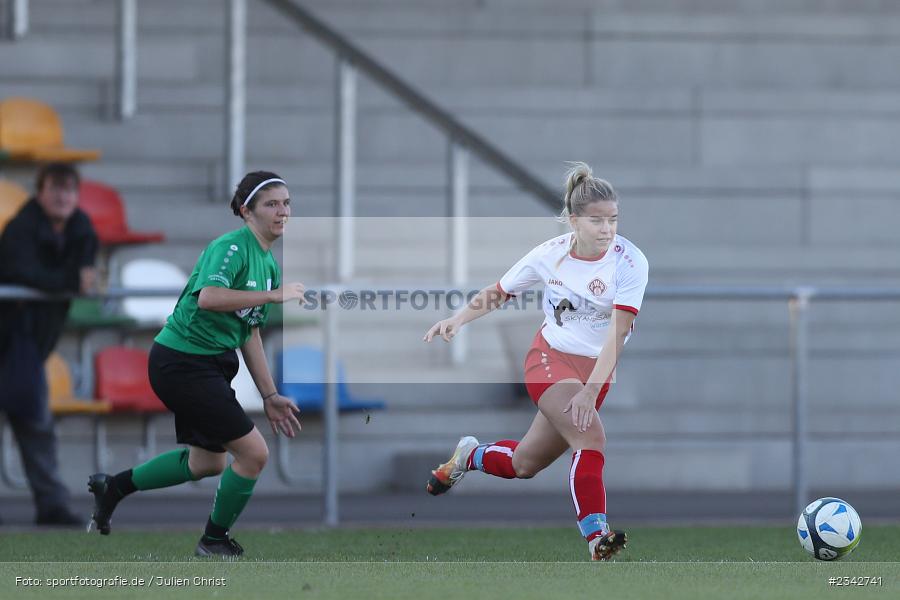 Ela Schlicker, DJK-Stadion, Würzburg, 09.10.2022, sport, action, BFV, Fussball, Oktober 2022, Saison 2022/2023, FWK, DJK, Frauen BOL, FC Würzburger Kickers II, SB DJK Würzburg - Bild-ID: 2342741