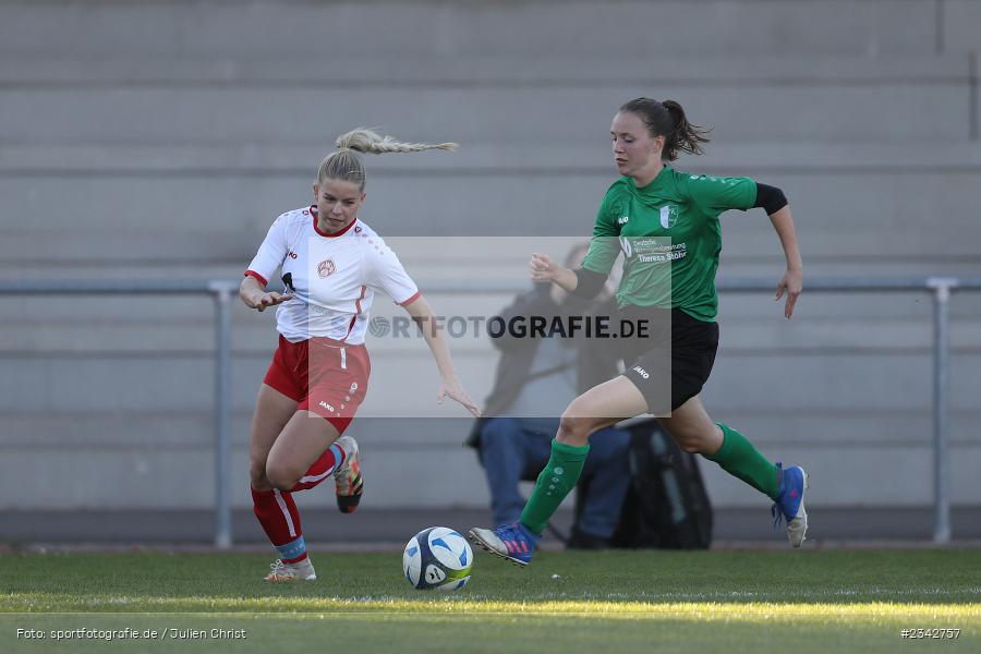 Ela Schlicker, DJK-Stadion, Würzburg, 09.10.2022, sport, action, BFV, Fussball, Oktober 2022, Saison 2022/2023, FWK, DJK, Frauen BOL, FC Würzburger Kickers II, SB DJK Würzburg - Bild-ID: 2342757