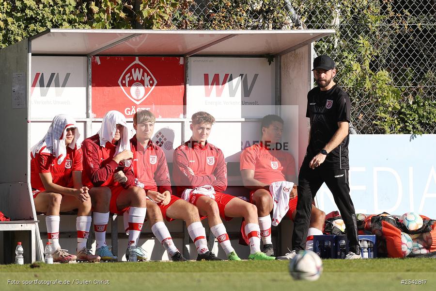 Christoph Bächer, KRE Sportpark, Würzburg, 09.10.2022, sport, action, BFV, Fussball, Oktober 2022, Saison 2022/2023, SSV, FWK, A-Junioren, U19 Bayernliga, SSV Jahn Regensburg, FC Würzburger Kickers - Bild-ID: 2342817