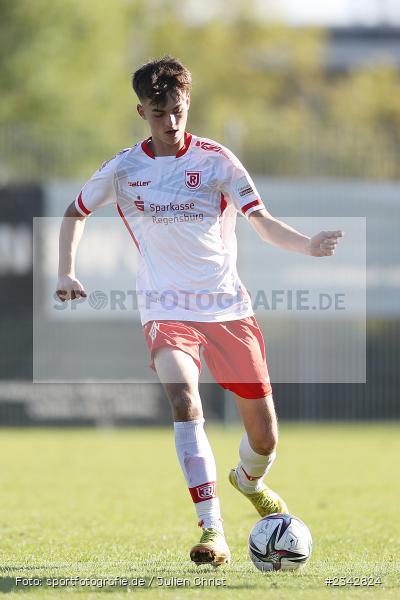 Johannes Rehwald, KRE Sportpark, Würzburg, 09.10.2022, sport, action, BFV, Fussball, Oktober 2022, Saison 2022/2023, SSV, FWK, A-Junioren, U19 Bayernliga, SSV Jahn Regensburg, FC Würzburger Kickers - Bild-ID: 2342824