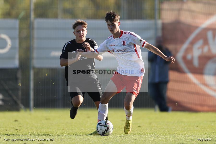 Johannes Rehwald, KRE Sportpark, Würzburg, 09.10.2022, sport, action, BFV, Fussball, Oktober 2022, Saison 2022/2023, SSV, FWK, A-Junioren, U19 Bayernliga, SSV Jahn Regensburg, FC Würzburger Kickers - Bild-ID: 2342839