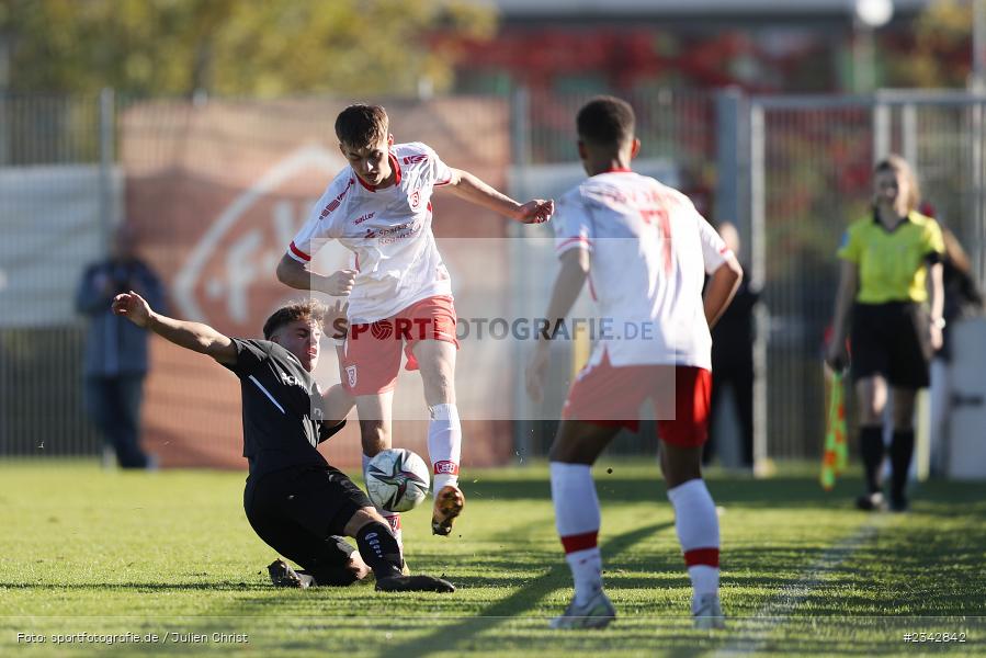 Johannes Rehwald, KRE Sportpark, Würzburg, 09.10.2022, sport, action, BFV, Fussball, Oktober 2022, Saison 2022/2023, SSV, FWK, A-Junioren, U19 Bayernliga, SSV Jahn Regensburg, FC Würzburger Kickers - Bild-ID: 2342842
