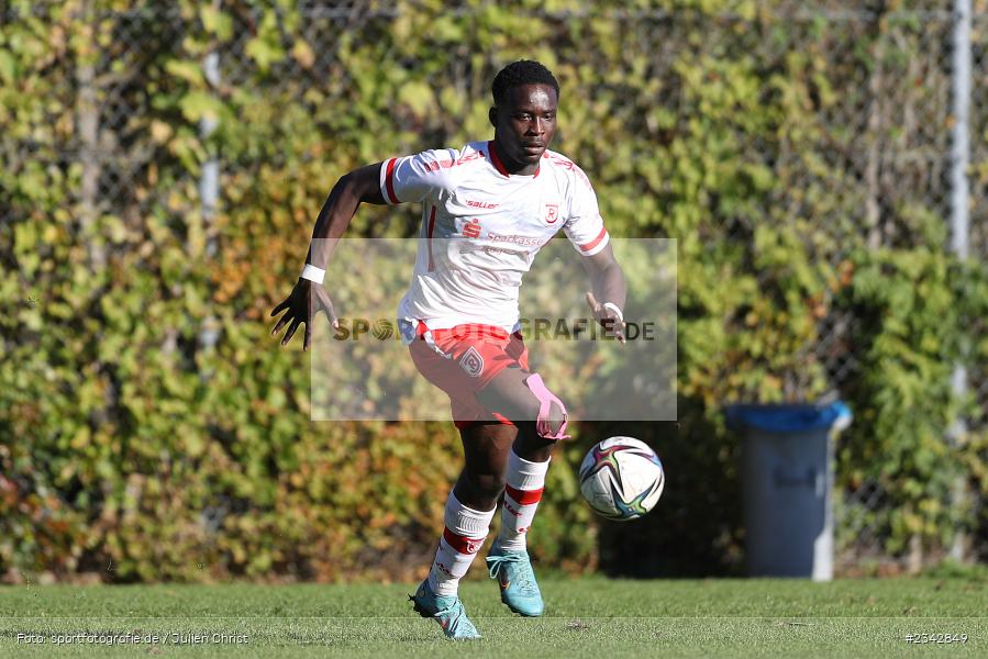 Jason Osei Tutu, KRE Sportpark, Würzburg, 09.10.2022, sport, action, BFV, Fussball, Oktober 2022, Saison 2022/2023, SSV, FWK, A-Junioren, U19 Bayernliga, SSV Jahn Regensburg, FC Würzburger Kickers - Bild-ID: 2342849
