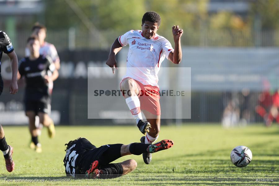 Marco Maul, KRE Sportpark, Würzburg, 09.10.2022, sport, action, BFV, Fussball, Oktober 2022, Saison 2022/2023, SSV, FWK, A-Junioren, U19 Bayernliga, SSV Jahn Regensburg, FC Würzburger Kickers - Bild-ID: 2342874