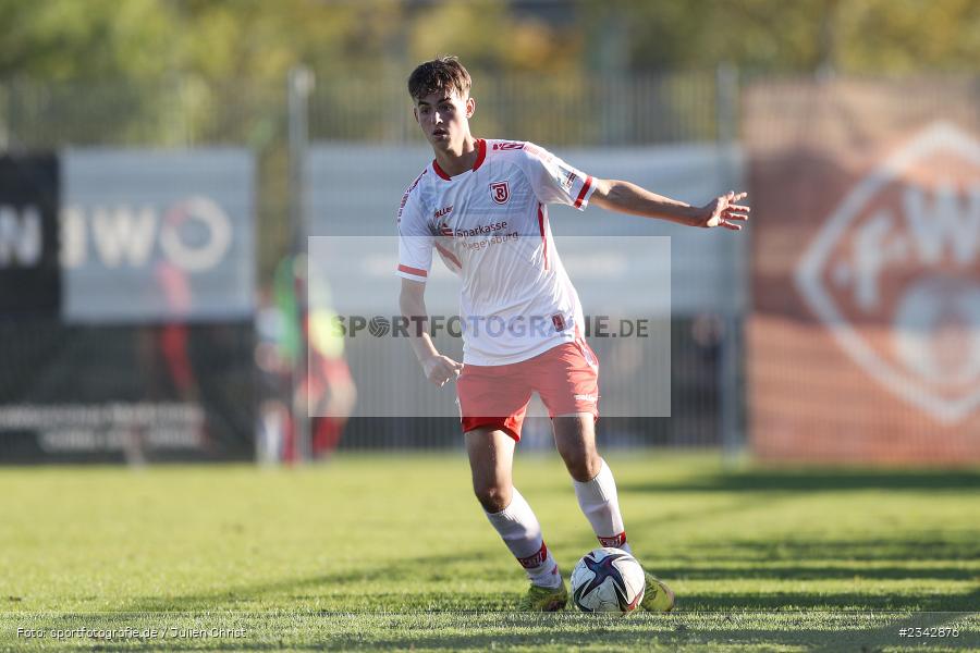 Johannes Rehwald, KRE Sportpark, Würzburg, 09.10.2022, sport, action, BFV, Fussball, Oktober 2022, Saison 2022/2023, SSV, FWK, A-Junioren, U19 Bayernliga, SSV Jahn Regensburg, FC Würzburger Kickers - Bild-ID: 2342876