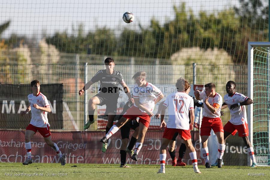 Marcel Fischer, KRE Sportpark, Würzburg, 09.10.2022, sport, action, BFV, Fussball, Oktober 2022, Saison 2022/2023, SSV, FWK, A-Junioren, U19 Bayernliga, SSV Jahn Regensburg, FC Würzburger Kickers - Bild-ID: 2342878