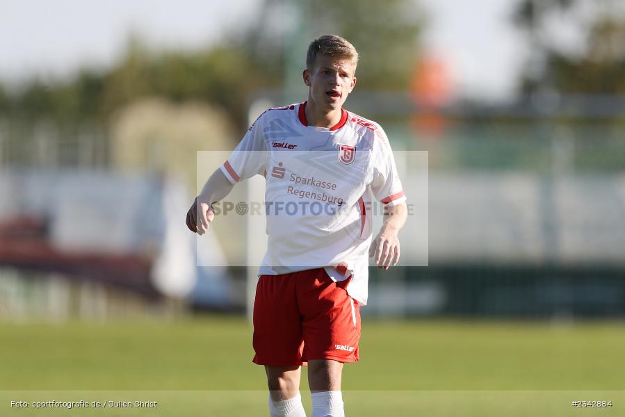 Bastian Walter, KRE Sportpark, Würzburg, 09.10.2022, sport, action, BFV, Fussball, Oktober 2022, Saison 2022/2023, SSV, FWK, A-Junioren, U19 Bayernliga, SSV Jahn Regensburg, FC Würzburger Kickers - Bild-ID: 2342884