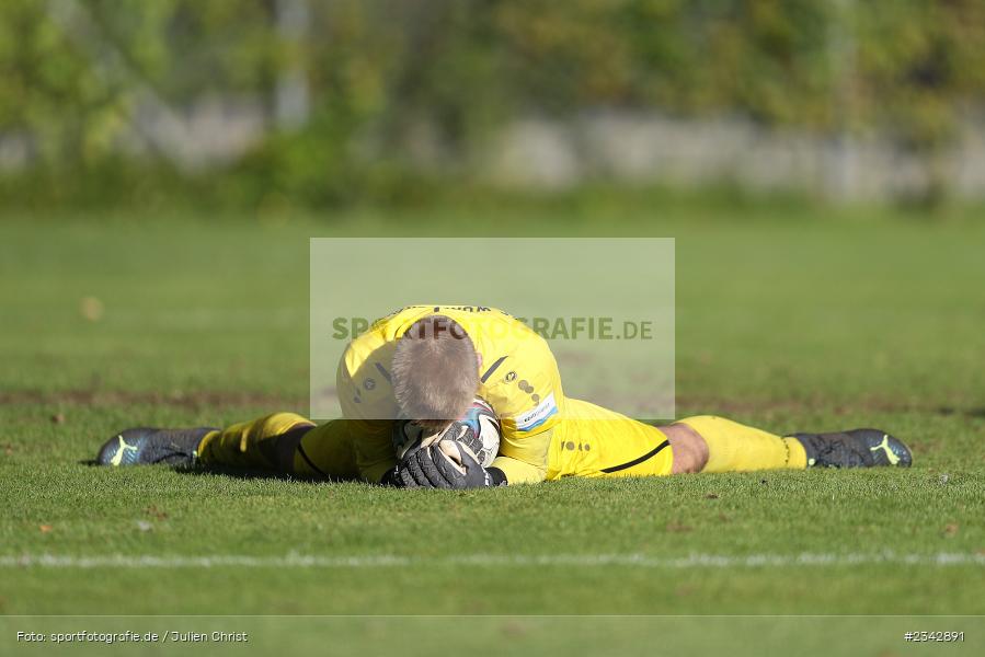 Leon Walch, KRE Sportpark, Würzburg, 09.10.2022, sport, action, BFV, Fussball, Oktober 2022, Saison 2022/2023, SSV, FWK, A-Junioren, U19 Bayernliga, SSV Jahn Regensburg, FC Würzburger Kickers - Bild-ID: 2342891