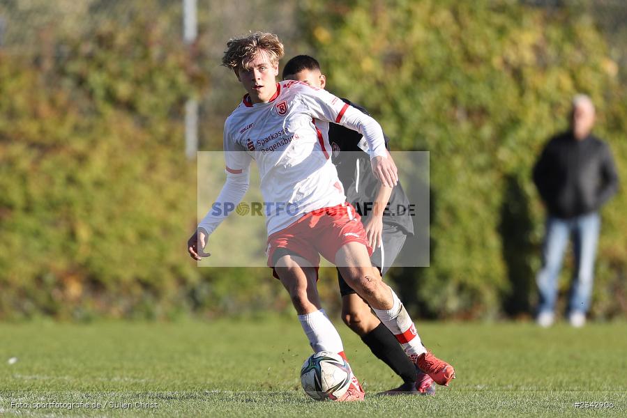 Alexander Nittnaus, KRE Sportpark, Würzburg, 09.10.2022, sport, action, BFV, Fussball, Oktober 2022, Saison 2022/2023, SSV, FWK, A-Junioren, U19 Bayernliga, SSV Jahn Regensburg, FC Würzburger Kickers - Bild-ID: 2342906