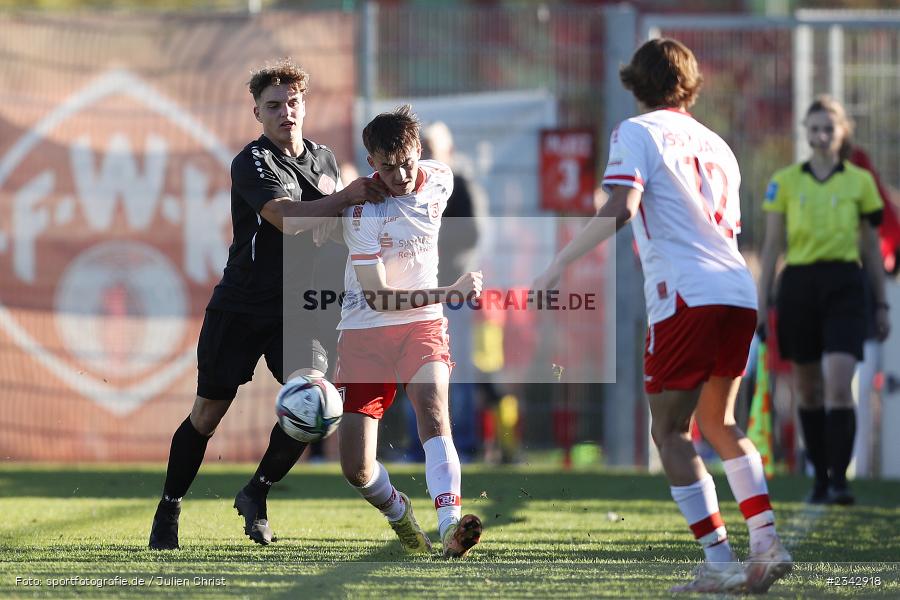 Johannes Rehwald, KRE Sportpark, Würzburg, 09.10.2022, sport, action, BFV, Fussball, Oktober 2022, Saison 2022/2023, SSV, FWK, A-Junioren, U19 Bayernliga, SSV Jahn Regensburg, FC Würzburger Kickers - Bild-ID: 2342918