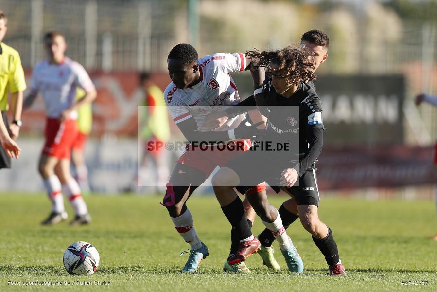 Benjamin Desic, KRE Sportpark, Würzburg, 09.10.2022, sport, action, BFV, Fussball, Oktober 2022, Saison 2022/2023, SSV, FWK, A-Junioren, U19 Bayernliga, SSV Jahn Regensburg, FC Würzburger Kickers - Bild-ID: 2342937