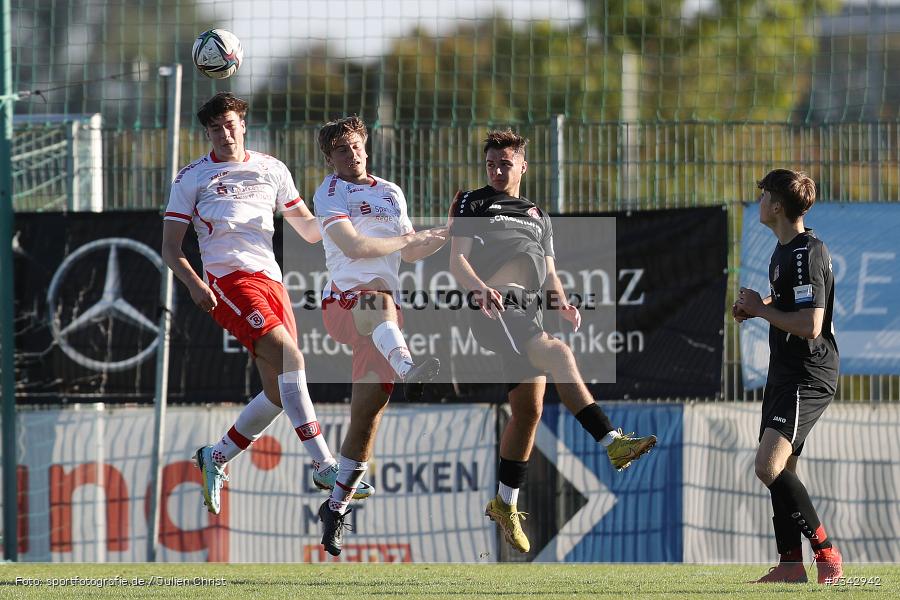 k.A., KRE Sportpark, Würzburg, 09.10.2022, sport, action, BFV, Fussball, Oktober 2022, Saison 2022/2023, SSV, FWK, A-Junioren, U19 Bayernliga, SSV Jahn Regensburg, FC Würzburger Kickers - Bild-ID: 2342942
