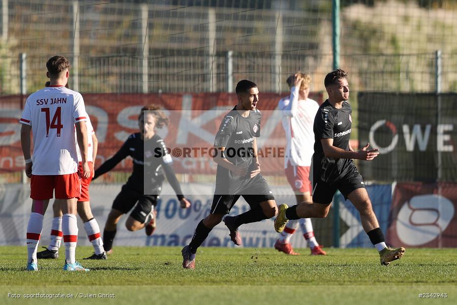 Sem Gralek, Torjubel, k.A., KRE Sportpark, Würzburg, 09.10.2022, sport, action, BFV, Fussball, Oktober 2022, Saison 2022/2023, SSV, FWK, A-Junioren, U19 Bayernliga, SSV Jahn Regensburg, FC Würzburger Kickers - Bild-ID: 2342943