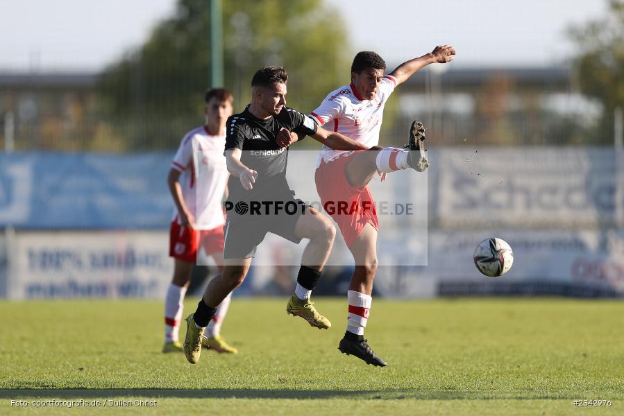 Marco Maul, KRE Sportpark, Würzburg, 09.10.2022, sport, action, BFV, Fussball, Oktober 2022, Saison 2022/2023, SSV, FWK, A-Junioren, U19 Bayernliga, SSV Jahn Regensburg, FC Würzburger Kickers - Bild-ID: 2342976
