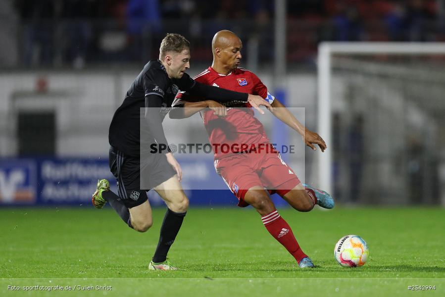 Benedict Laverty, Stadion am Schönbusch, Aschaffenburg, 14.10.2022, sport, action, BFV, Fussball, Oktober 2022, Saison 2022/2023, 17. Spieltag, 4. Liga, RLB, Regionalliga Bayern, UHA, SVA, SpVgg Unterhaching, SV Viktoria Aschaffenburg - Bild-ID: 2342994 Benedict Laverty, Stadion am Schönbusch, Aschaffenburg, 14.10.2022, sport, action, BFV, Fussball, Oktober 2022, Saison 2022/2023, 17. Spieltag, 4. Liga, RLB, Regionalliga Bayern, UHA, SVA, SpVgg Unterhaching, SV Viktoria Aschaffenburg - Bild-ID: 2342994