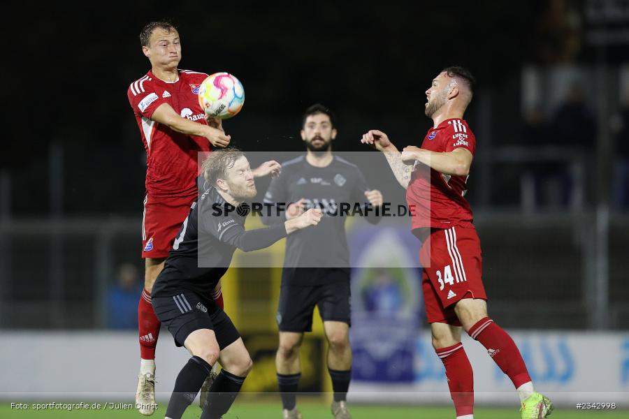 Roberto Desch, Stadion am Schönbusch, Aschaffenburg, 14.10.2022, sport, action, BFV, Fussball, Oktober 2022, Saison 2022/2023, 17. Spieltag, 4. Liga, RLB, Regionalliga Bayern, UHA, SVA, SpVgg Unterhaching, SV Viktoria Aschaffenburg - Bild-ID: 2342998 Roberto Desch, Stadion am Schönbusch, Aschaffenburg, 14.10.2022, sport, action, BFV, Fussball, Oktober 2022, Saison 2022/2023, 17. Spieltag, 4. Liga, RLB, Regionalliga Bayern, UHA, SVA, SpVgg Unterhaching, SV Viktoria Aschaffenburg - Bild-ID: 2342998