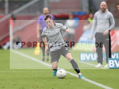 Fotos von FC Würzburger Kickers - SV Wacker Burghausen auf sportfotografie.de