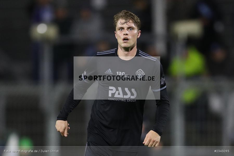 Florian Pieper, Stadion am Schönbusch, Aschaffenburg, 14.10.2022, sport, action, BFV, Fussball, Oktober 2022, Saison 2022/2023, 17. Spieltag, 4. Liga, RLB, Regionalliga Bayern, UHA, SVA, SpVgg Unterhaching, SV Viktoria Aschaffenburg - Bild-ID: 2343093 Florian Pieper, Stadion am Schönbusch, Aschaffenburg, 14.10.2022, sport, action, BFV, Fussball, Oktober 2022, Saison 2022/2023, 17. Spieltag, 4. Liga, RLB, Regionalliga Bayern, UHA, SVA, SpVgg Unterhaching, SV Viktoria Aschaffenburg - Bild-ID: 2343093