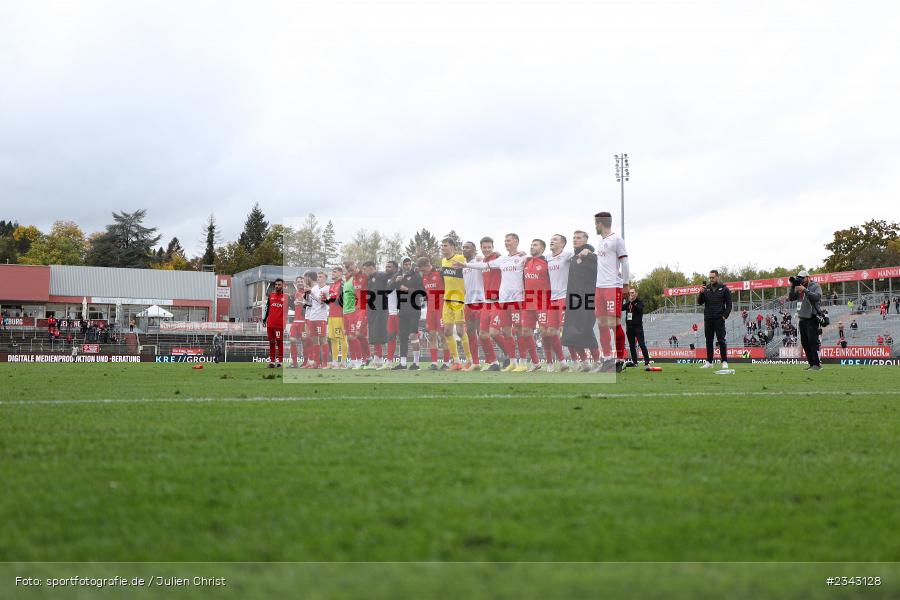 Team, FLYERALARM Arena, Würzburg, 15.10.2022, sport, action, BFV, Fussball, Oktober 2022, Saison 2022/2023, 17. Spieltag, 4. Liga, RLB, Regionalliga Bayern, SGF, FWK, SpVgg Greuther Fürth II, FC Würzburger Kickers - Bild-ID: 2343128