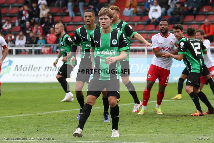 Devin Angleberger, FLYERALARM Arena, Würzburg, 15.10.2022, sport, action, BFV, Fussball, Oktober 2022, Saison 2022/2023, 17. Spieltag, 4. Liga, RLB, Regionalliga Bayern, SGF, FWK, SpVgg Greuther Fürth II, FC Würzburger Kickers - Bild-ID: 2343150