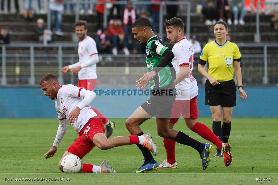 Maximilian Dietz, FLYERALARM Arena, Würzburg, 15.10.2022, sport, action, BFV, Fussball, Oktober 2022, Saison 2022/2023, 17. Spieltag, 4. Liga, RLB, Regionalliga Bayern, SGF, FWK, SpVgg Greuther Fürth II, FC Würzburger Kickers - Bild-ID: 2343167