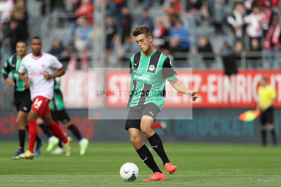 Ben Schlicke, FLYERALARM Arena, Würzburg, 15.10.2022, sport, action, BFV, Fussball, Oktober 2022, Saison 2022/2023, 17. Spieltag, 4. Liga, RLB, Regionalliga Bayern, SGF, FWK, SpVgg Greuther Fürth II, FC Würzburger Kickers - Bild-ID: 2343178