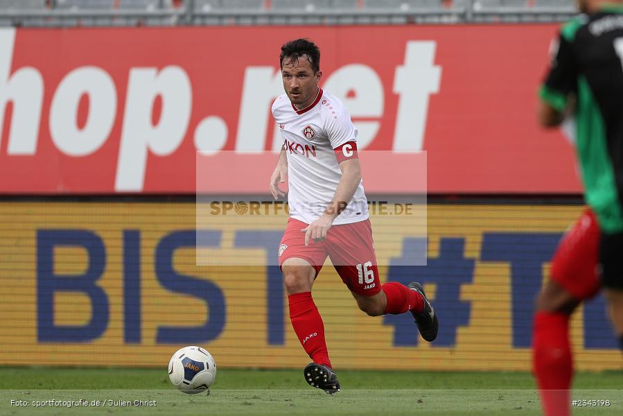 Peter Kurzweg, FLYERALARM Arena, Würzburg, 15.10.2022, sport, action, BFV, Fussball, Oktober 2022, Saison 2022/2023, 17. Spieltag, 4. Liga, RLB, Regionalliga Bayern, SGF, FWK, SpVgg Greuther Fürth II, FC Würzburger Kickers - Bild-ID: 2343198