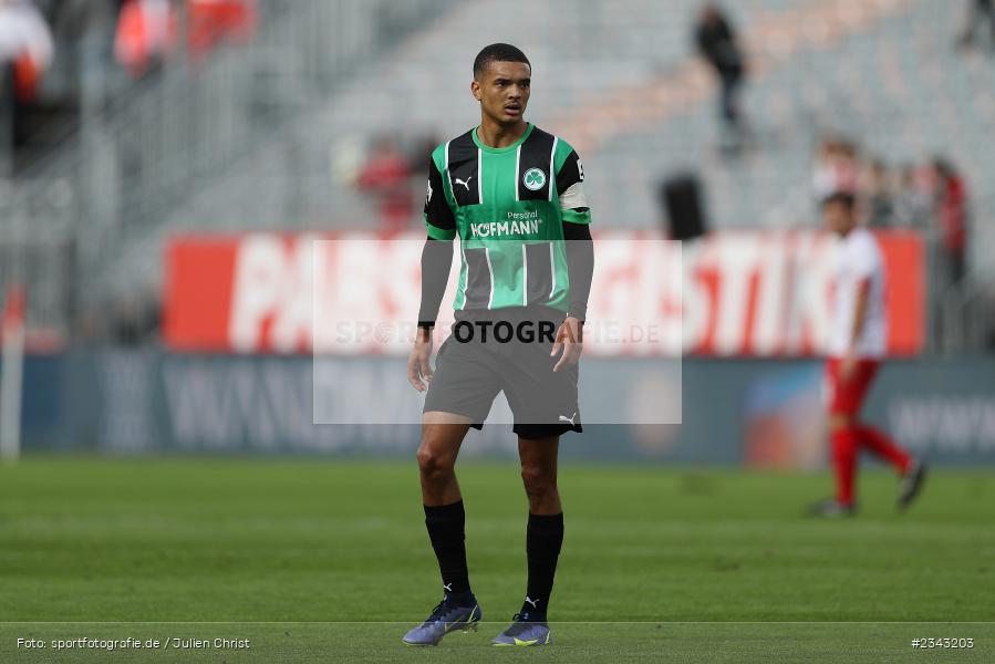Maximilian Dietz, FLYERALARM Arena, Würzburg, 15.10.2022, sport, action, BFV, Fussball, Oktober 2022, Saison 2022/2023, 17. Spieltag, 4. Liga, RLB, Regionalliga Bayern, SGF, FWK, SpVgg Greuther Fürth II, FC Würzburger Kickers - Bild-ID: 2343203
