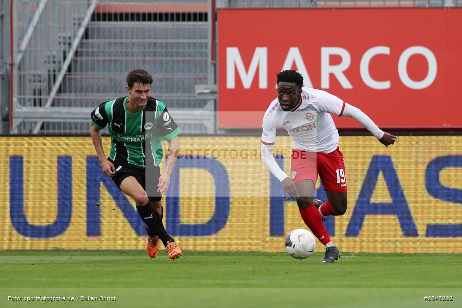 Benjika Caciel, FLYERALARM Arena, Würzburg, 15.10.2022, sport, action, BFV, Fussball, Oktober 2022, Saison 2022/2023, 17. Spieltag, 4. Liga, RLB, Regionalliga Bayern, SGF, FWK, SpVgg Greuther Fürth II, FC Würzburger Kickers - Bild-ID: 2343222