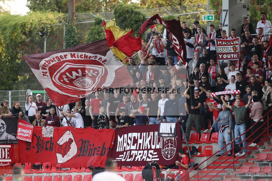 Fans, FLYERALARM Arena, Würzburg, 15.10.2022, sport, action, BFV, Fussball, Oktober 2022, Saison 2022/2023, 17. Spieltag, 4. Liga, RLB, Regionalliga Bayern, SGF, FWK, SpVgg Greuther Fürth II, FC Würzburger Kickers - Bild-ID: 2343253