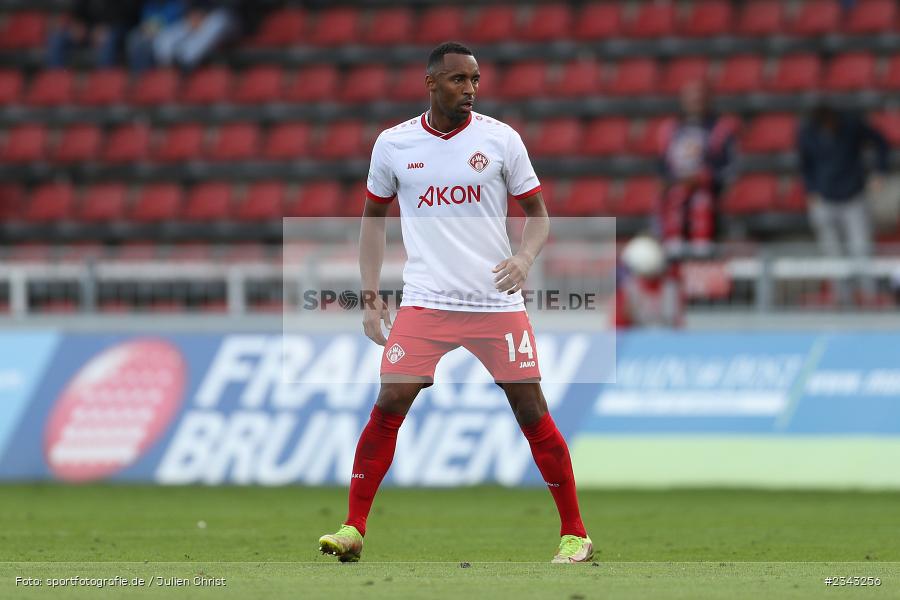 Saliou Sané, FLYERALARM Arena, Würzburg, 15.10.2022, sport, action, BFV, Fussball, Oktober 2022, Saison 2022/2023, 17. Spieltag, 4. Liga, RLB, Regionalliga Bayern, SGF, FWK, SpVgg Greuther Fürth II, FC Würzburger Kickers - Bild-ID: 2343256