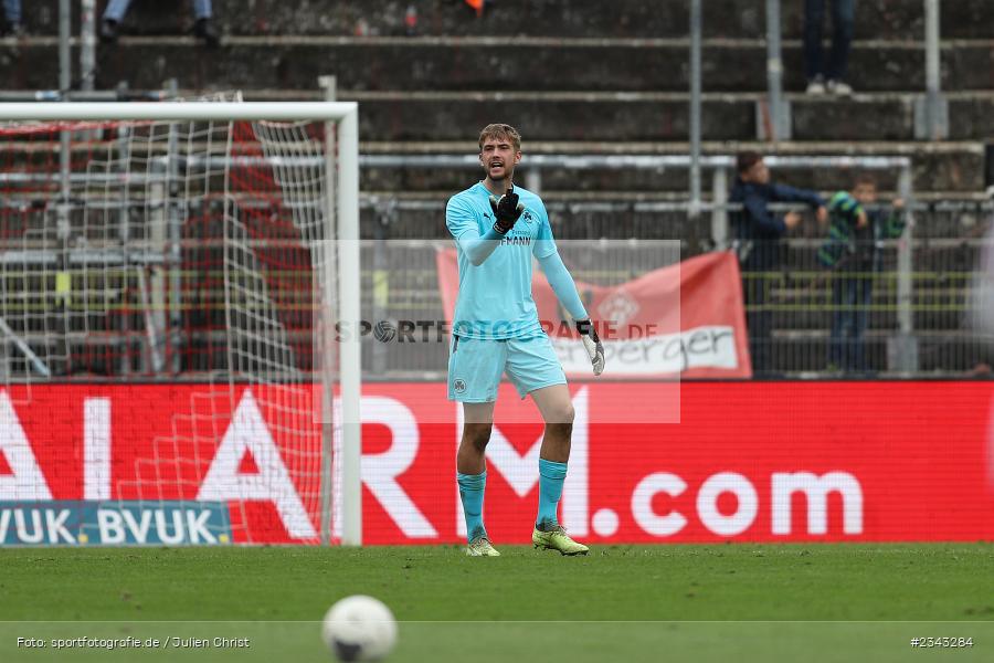 Lasse Schulz, FLYERALARM Arena, Würzburg, 15.10.2022, sport, action, BFV, Fussball, Oktober 2022, Saison 2022/2023, 17. Spieltag, 4. Liga, RLB, Regionalliga Bayern, SGF, FWK, SpVgg Greuther Fürth II, FC Würzburger Kickers - Bild-ID: 2343284
