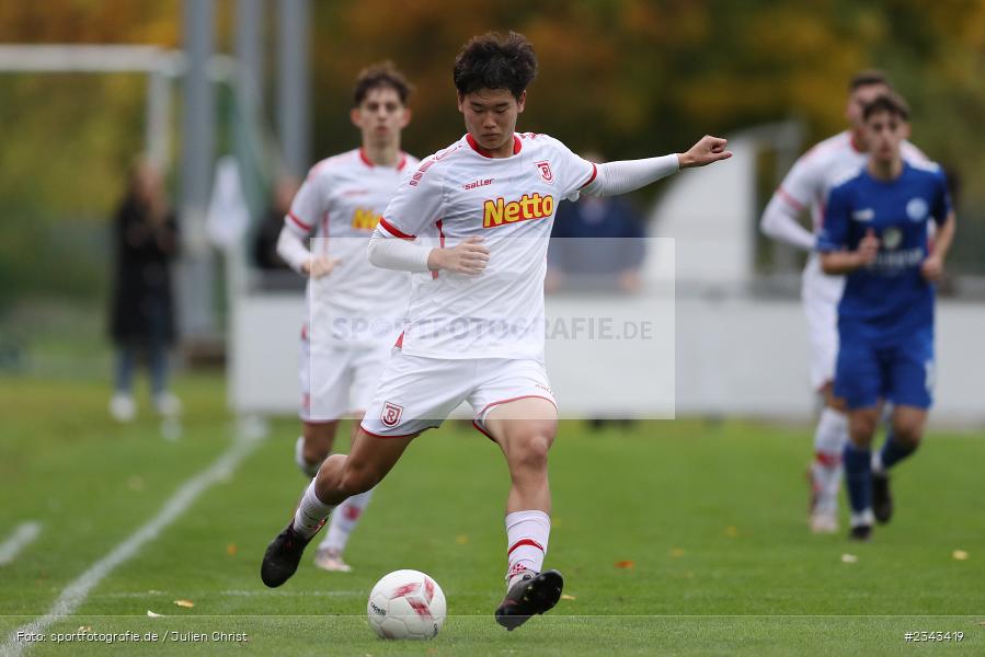 Taeho Kim, Sepp Endres Sportanlage, Würzburg, 15.10.2022, sport, action, BFV, Fussball, Oktober 2022, Saison 2022/2023, 15. Spieltag, 5. Liga, SSV, FV04, BAY, Bayernliga Nord, SSV Jahn Regensburg II, Würzburger FV - Bild-ID: 2343419