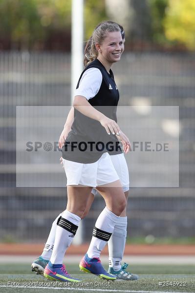 Antonia Heider, Sachs-Stadion, Schweinfurt, 22.10.2022, sport, action, BFV, Fussball, Oktober 2022, Saison 2022/2023, LLN, Frauen Landesliga Nord, FCK, FC05, FC Karsbach, FC Schweinfurt 05 - Bild-ID: 2343922