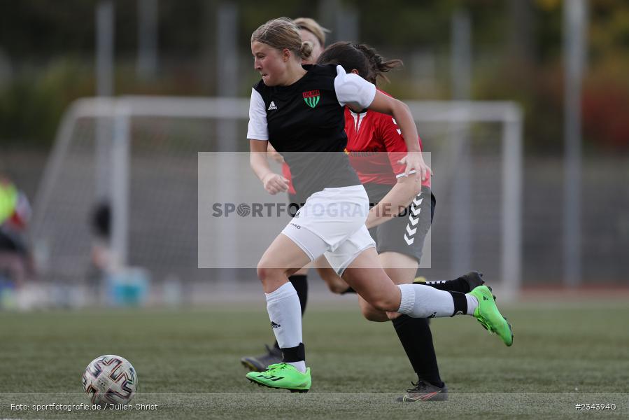 Isabell Heinisch, Sachs-Stadion, Schweinfurt, 22.10.2022, sport, action, BFV, Fussball, Oktober 2022, Saison 2022/2023, LLN, Frauen Landesliga Nord, FCK, FC05, FC Karsbach, FC Schweinfurt 05 - Bild-ID: 2343940
