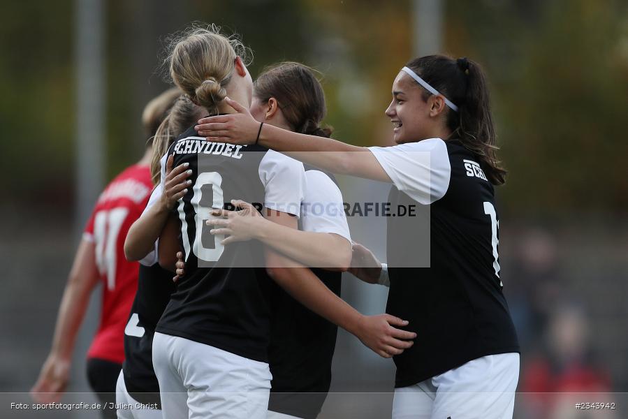 Senay Alibek, Isabell Heinisch, Sachs-Stadion, Schweinfurt, 22.10.2022, sport, action, BFV, Fussball, Oktober 2022, Saison 2022/2023, LLN, Frauen Landesliga Nord, FCK, FC05, FC Karsbach, FC Schweinfurt 05 - Bild-ID: 2343942