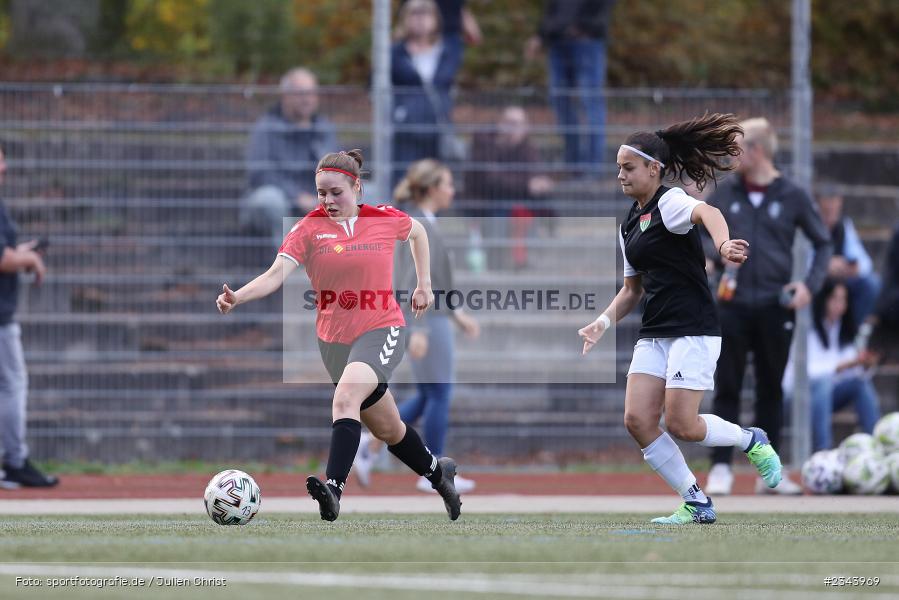 Theresa Lehofer, Sachs-Stadion, Schweinfurt, 22.10.2022, sport, action, BFV, Fussball, Oktober 2022, Saison 2022/2023, LLN, Frauen Landesliga Nord, FCK, FC05, FC Karsbach, FC Schweinfurt 05 - Bild-ID: 2343969