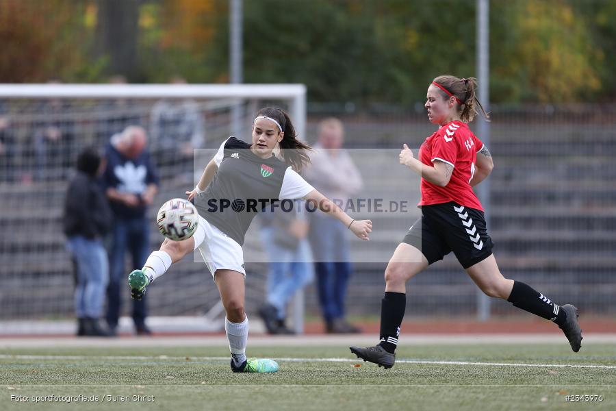 Senay Alibek, Sachs-Stadion, Schweinfurt, 22.10.2022, sport, action, BFV, Fussball, Oktober 2022, Saison 2022/2023, LLN, Frauen Landesliga Nord, FCK, FC05, FC Karsbach, FC Schweinfurt 05 - Bild-ID: 2343976