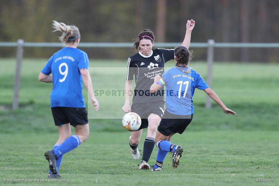 Nadine Oedamer, Sportgelände, Adelsberg, 22.10.2022, sport, action, BFV, Fussball, Oktober 2022, Saison 2022/2023, 8. Spieltag, Frauen BOL, FCH, SPA, FC Hopferstadt, SpVgg Adelsberg - Bild-ID: 2344012