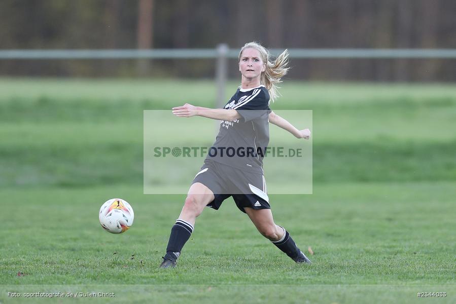 Sinja Schwertberger, Sportgelände, Adelsberg, 22.10.2022, sport, action, BFV, Fussball, Oktober 2022, Saison 2022/2023, 8. Spieltag, Frauen BOL, FCH, SPA, FC Hopferstadt, SpVgg Adelsberg - Bild-ID: 2344033