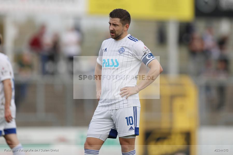 Benjamin Baier, Stadion am Schönbusch, Aschaffenburg, 29.10.2022, sport, action, BFV, Fussball, Oktober 2022, Saison 2022/2023, 19. Spieltag, Regionalliga Bayern, TSV, SVA, TSV Buchbach, SV Viktoria Aschaffenburg - Bild-ID: 2344313 Benjamin Baier, Stadion am Schönbusch, Aschaffenburg, 29.10.2022, sport, action, BFV, Fussball, Oktober 2022, Saison 2022/2023, 19. Spieltag, Regionalliga Bayern, TSV, SVA, TSV Buchbach, SV Viktoria Aschaffenburg - Bild-ID: 2344313