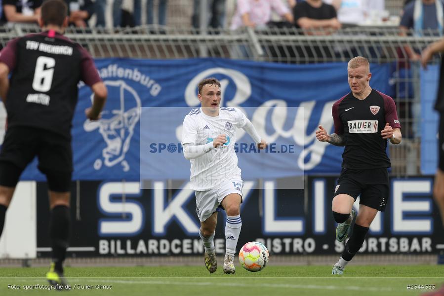 Alexandru Paraschiv, Stadion am Schönbusch, Aschaffenburg, 29.10.2022, sport, action, BFV, Fussball, Oktober 2022, Saison 2022/2023, 19. Spieltag, Regionalliga Bayern, TSV, SVA, TSV Buchbach, SV Viktoria Aschaffenburg - Bild-ID: 2344333 Alexandru Paraschiv, Stadion am Schönbusch, Aschaffenburg, 29.10.2022, sport, action, BFV, Fussball, Oktober 2022, Saison 2022/2023, 19. Spieltag, Regionalliga Bayern, TSV, SVA, TSV Buchbach, SV Viktoria Aschaffenburg - Bild-ID: 2344333