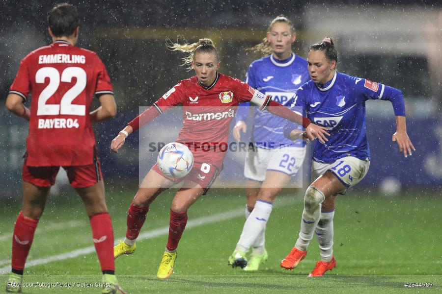 Elisa Senß, Dietmar-Hopp-Stadion, Hoffenheim, 04.11.2022, sport, action, DFB, Fussball, November 2022, Saison 2022/2023, 7. Spieltag, FLYERALARM Frauen-Bundesliga, B04, TSG, Bayer 04 Leverkusen, TSG Hoffenheim - Bild-ID: 2344909