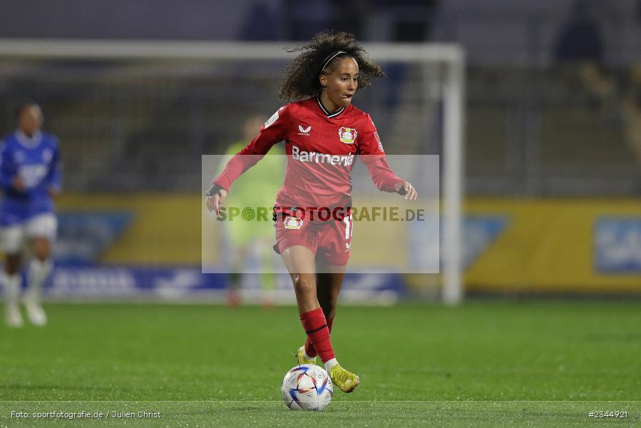 Amira Arfaoui, Dietmar-Hopp-Stadion, Hoffenheim, 04.11.2022, sport, action, DFB, Fussball, November 2022, Saison 2022/2023, 7. Spieltag, FLYERALARM Frauen-Bundesliga, B04, TSG, Bayer 04 Leverkusen, TSG Hoffenheim - Bild-ID: 2344921